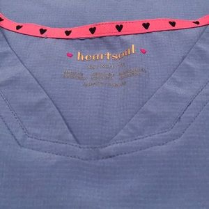 Women’s scrubs